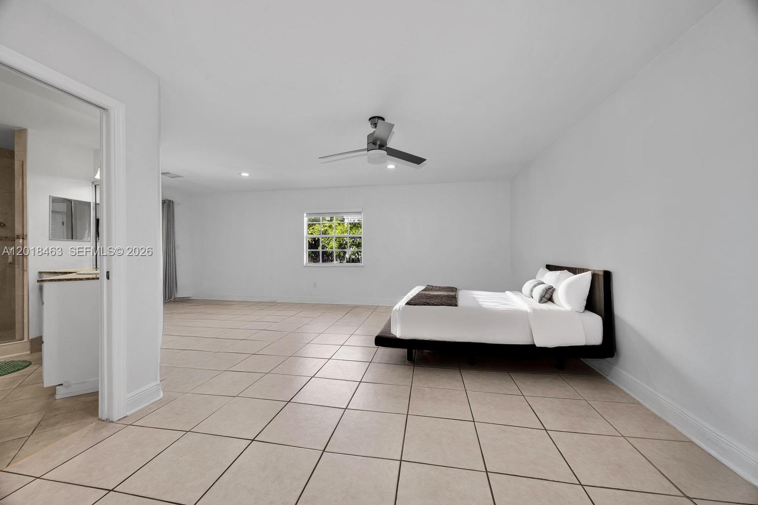 15725 SW 102nd Pl, Miami FL 33157