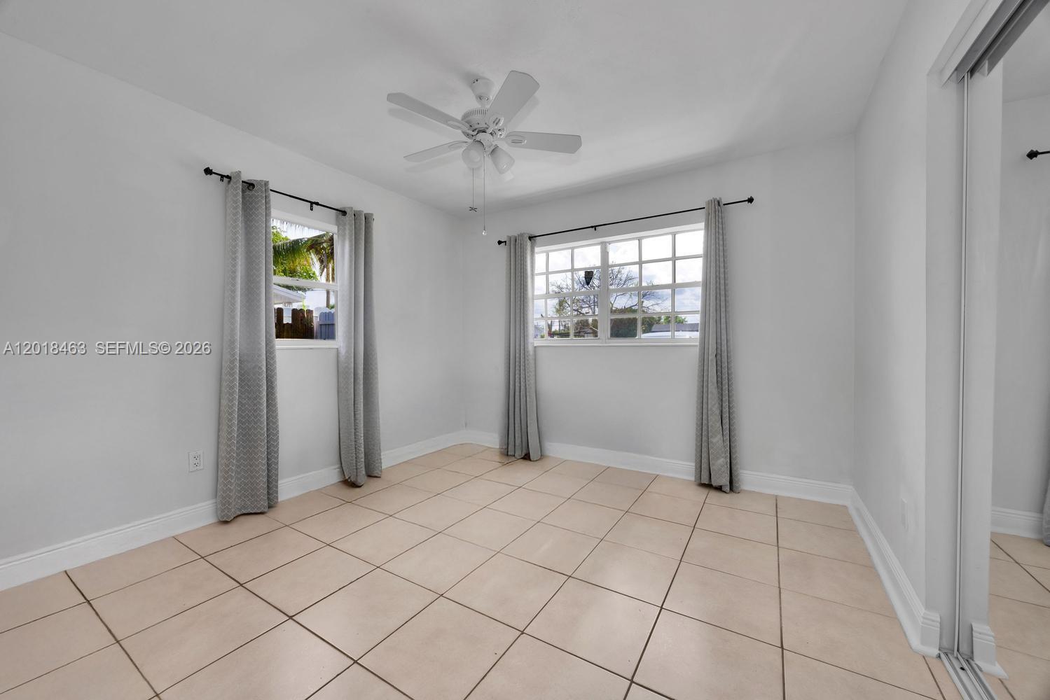 15725 SW 102nd Pl, Miami FL 33157