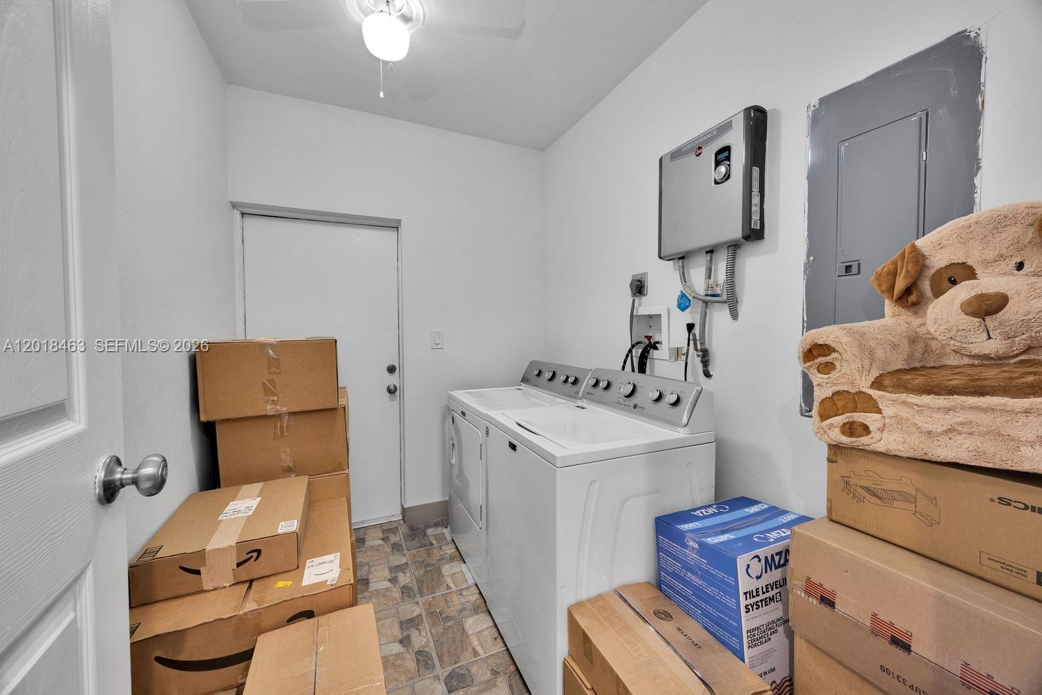 15725 SW 102nd Pl, Miami FL 33157