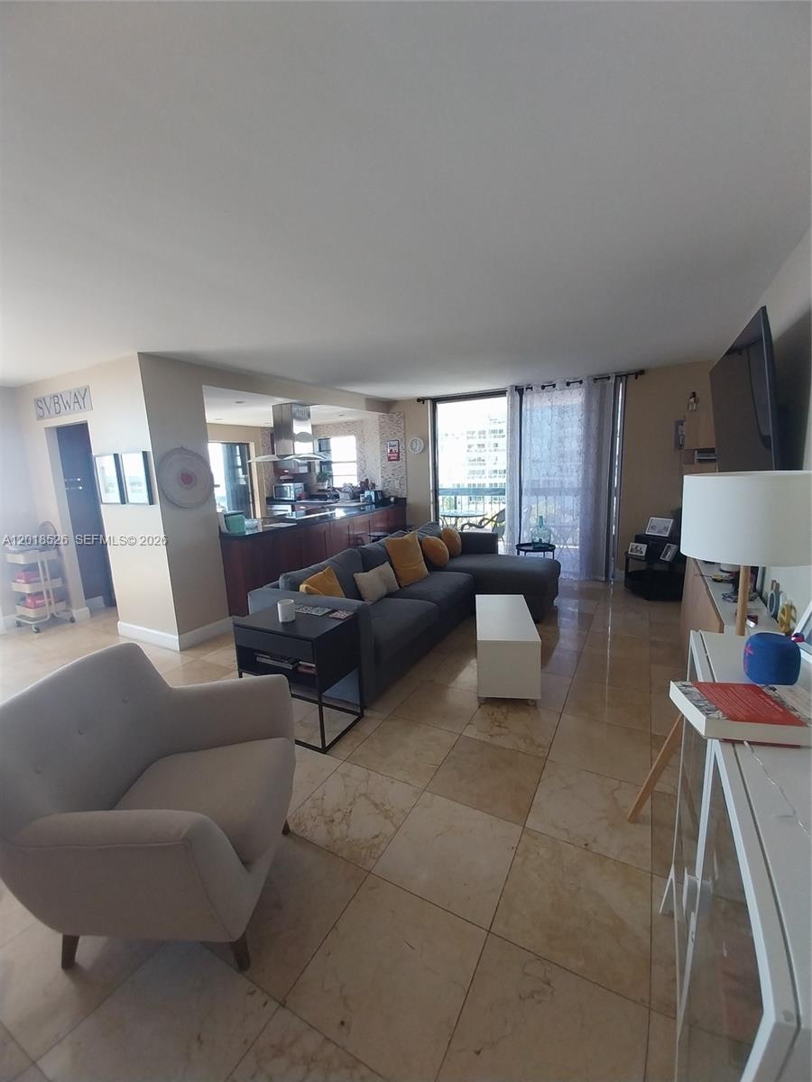 2333 Brickell Ave #602, Miami FL 33129