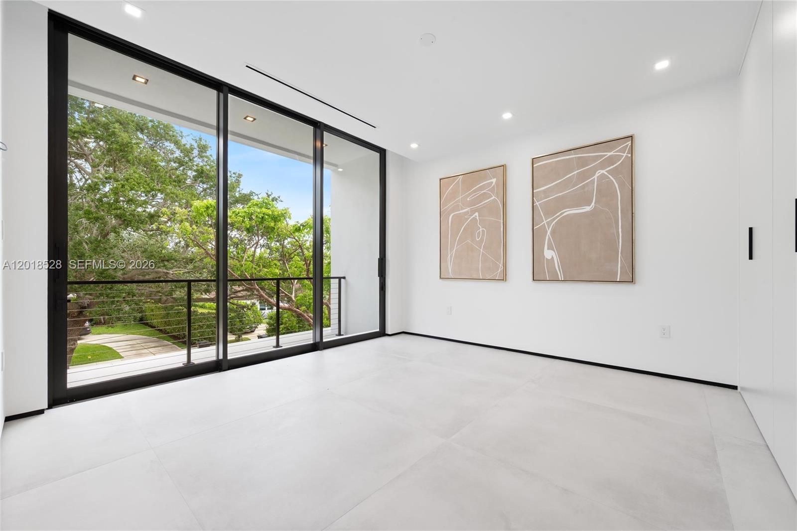 2096 Alamanda Dr, North Miami FL 33181