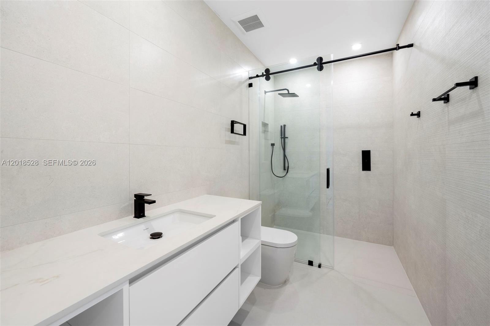 2096 Alamanda Dr, North Miami FL 33181