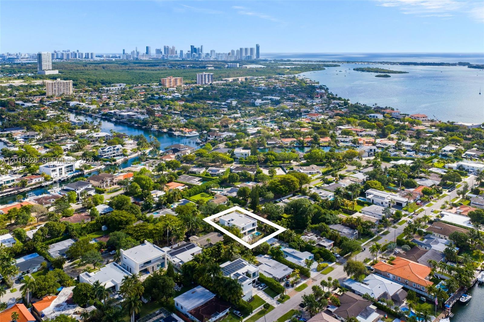 2096 Alamanda Dr, North Miami FL 33181