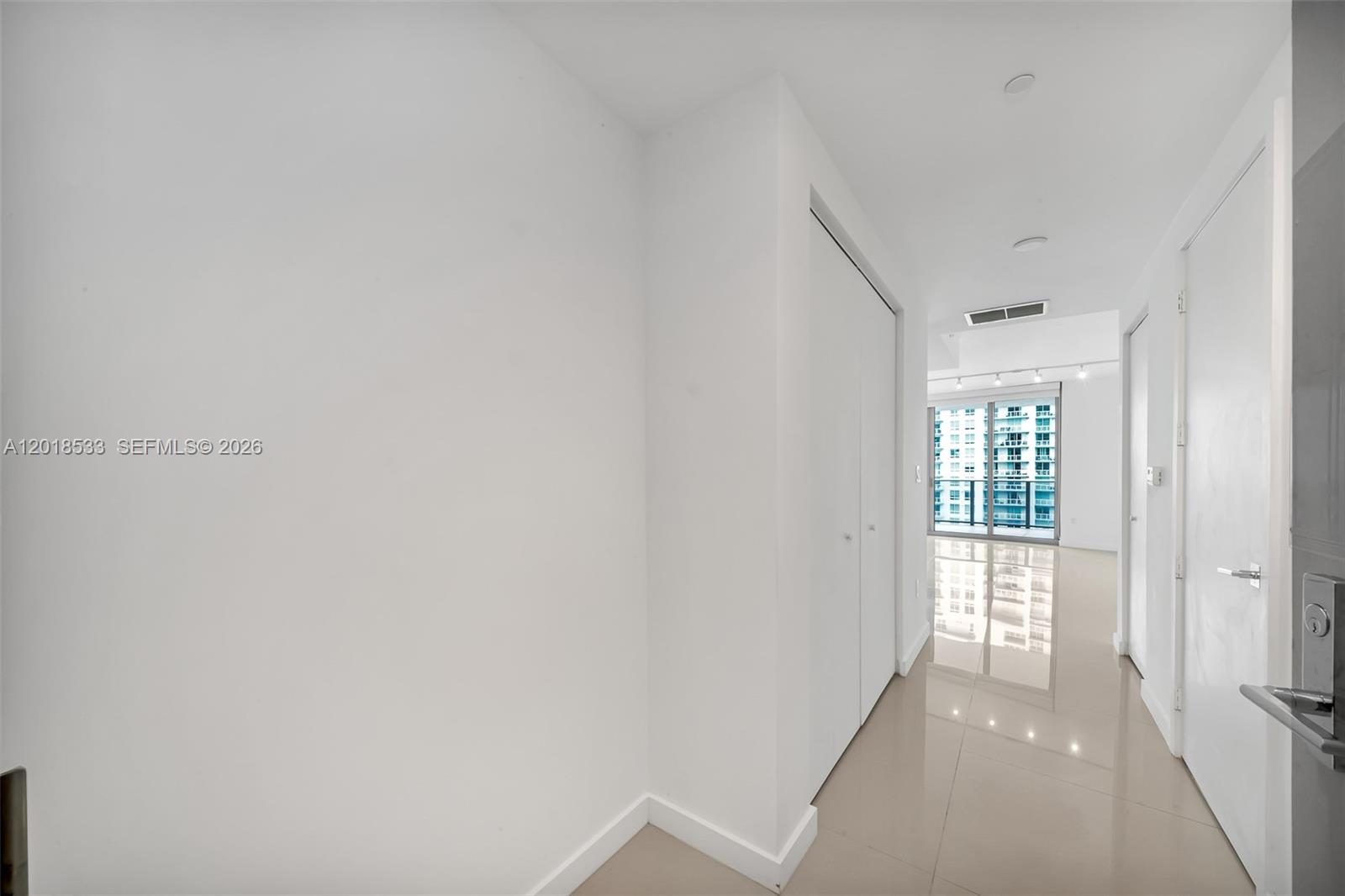 488 NE 18th St #4005, Miami FL 33132