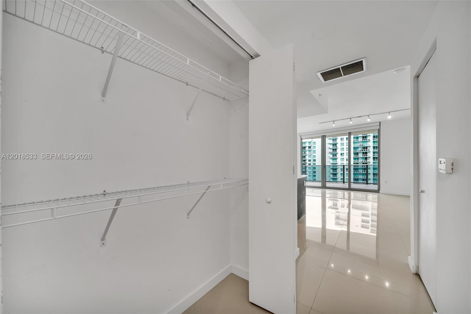 488 NE 18th St #4005, Miami FL 33132