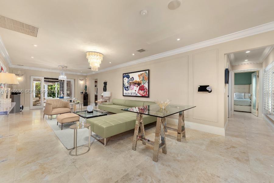 830 E Dilido Dr, Miami Beach FL 33139