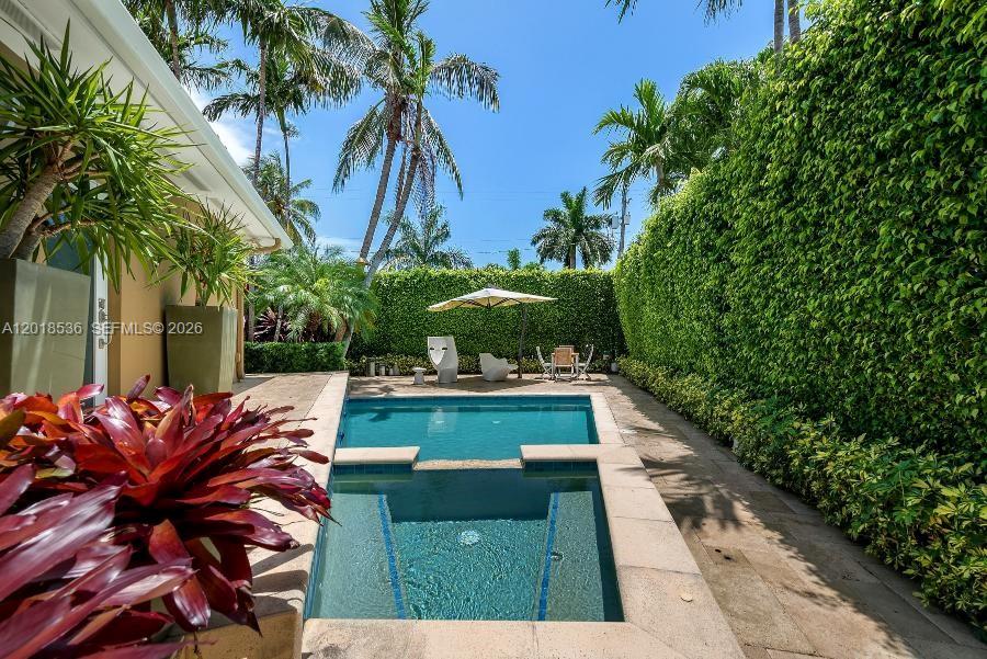 830 E Dilido Dr, Miami Beach FL 33139