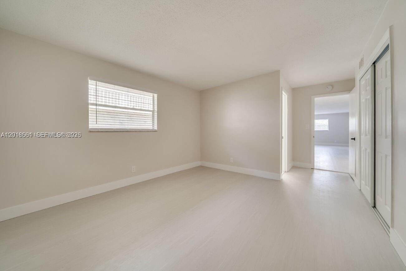 841 SW 74 TER #201E, North Lauderdale FL 33068