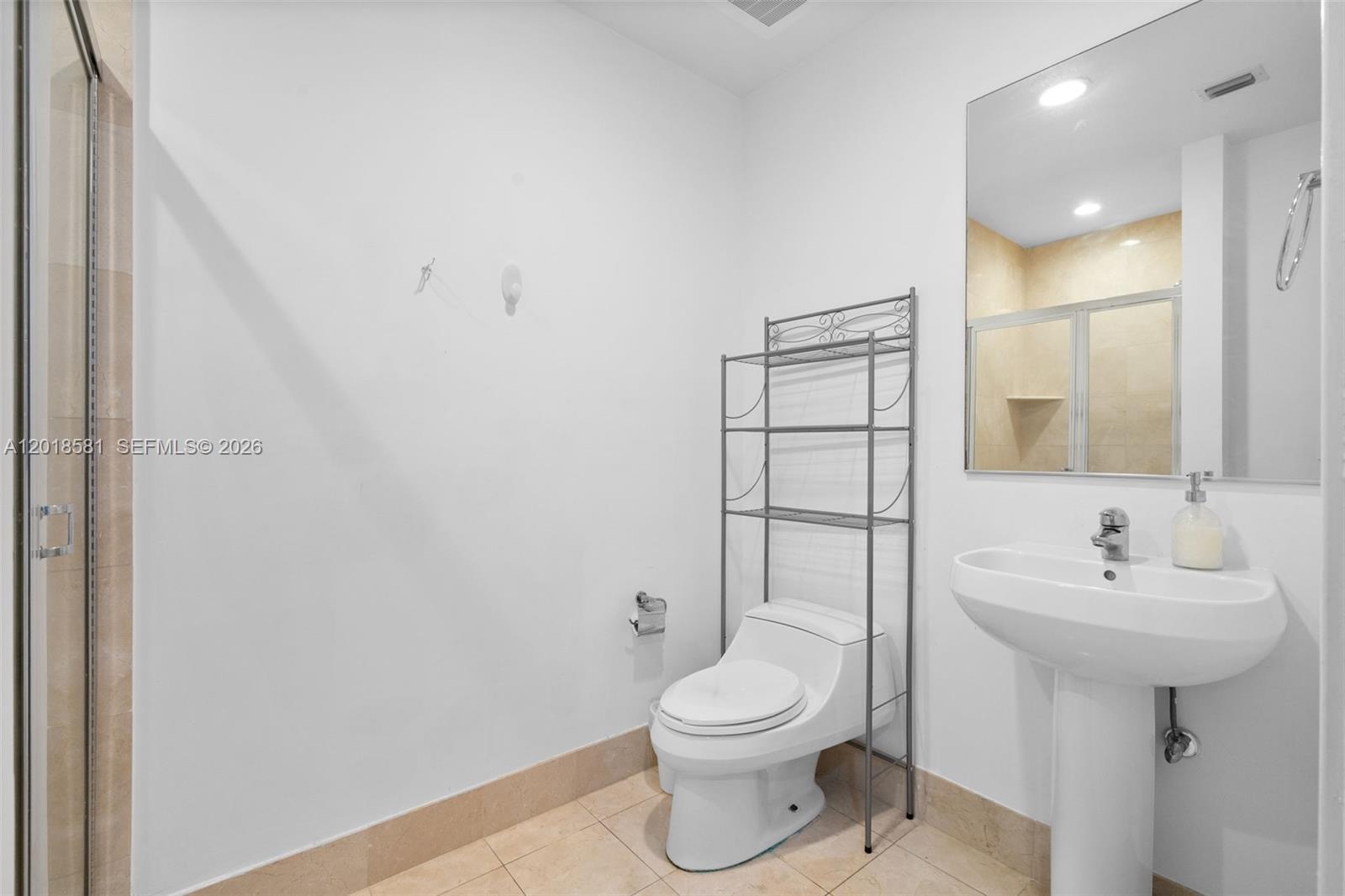 18101 Collins Ave #606, Sunny Isles Beach FL 33160