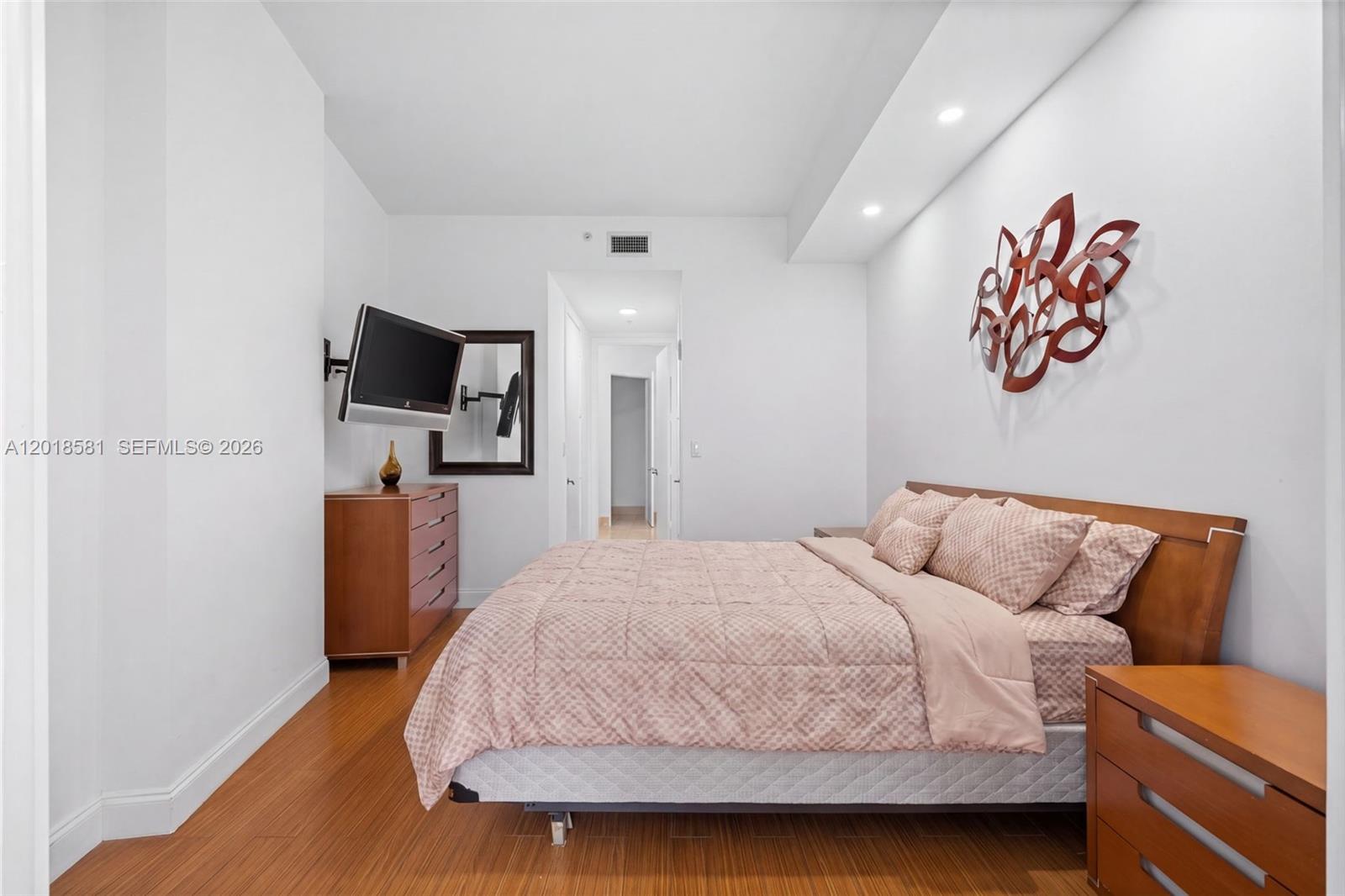 18101 Collins Ave #606, Sunny Isles Beach FL 33160