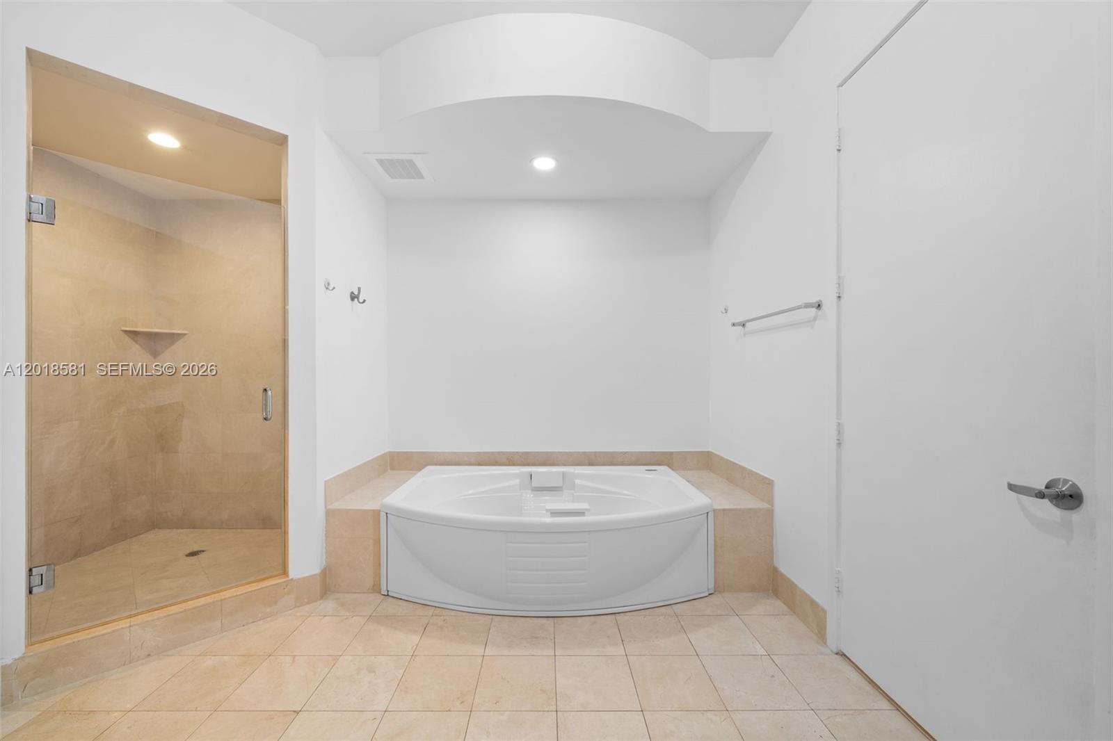 18101 Collins Ave #606, Sunny Isles Beach FL 33160