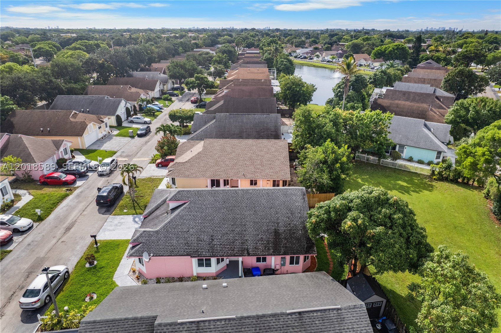 1035 W Jasmine Ln, North Lauderdale FL 33068
