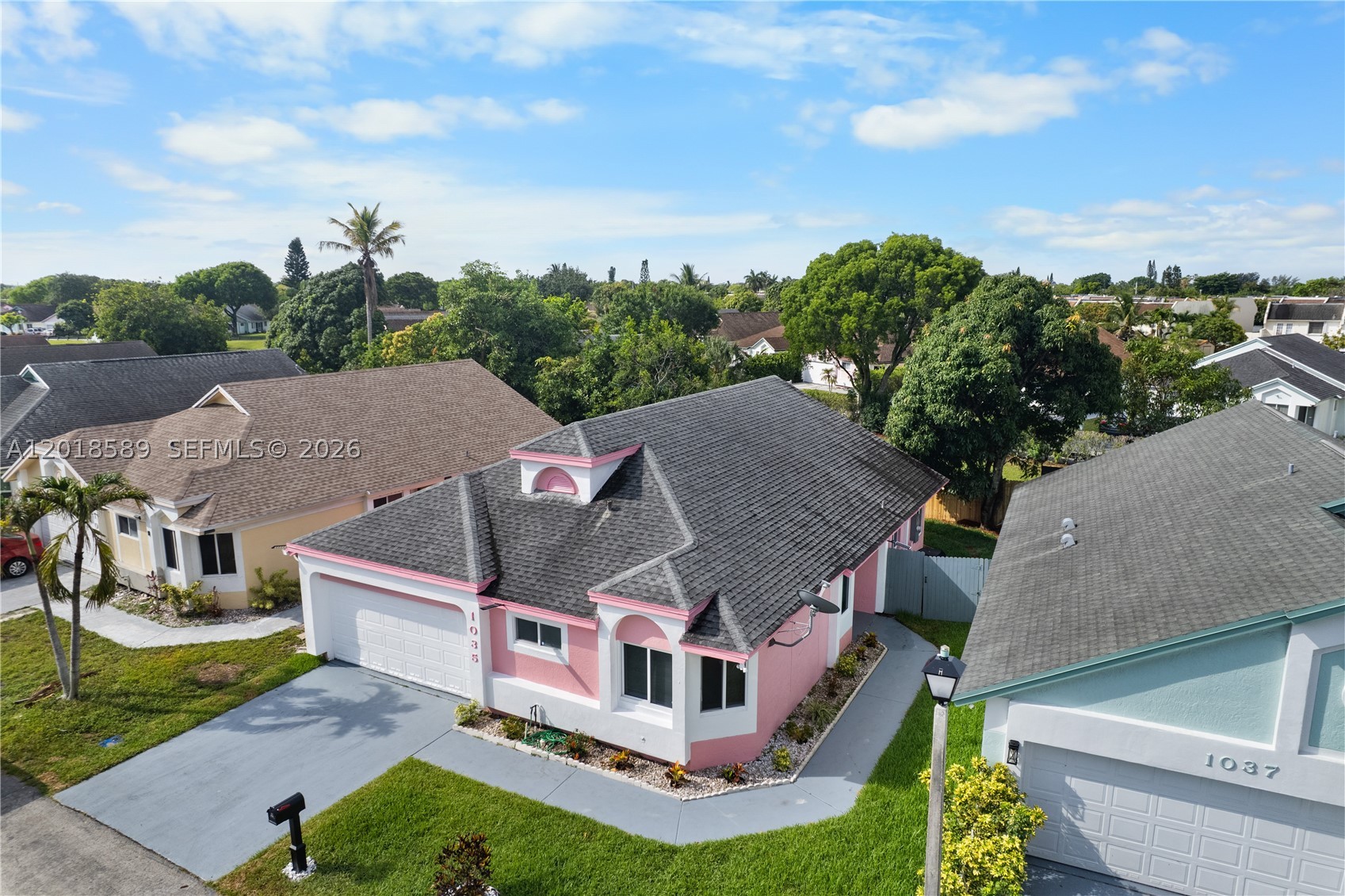1035 W Jasmine Ln, North Lauderdale FL 33068