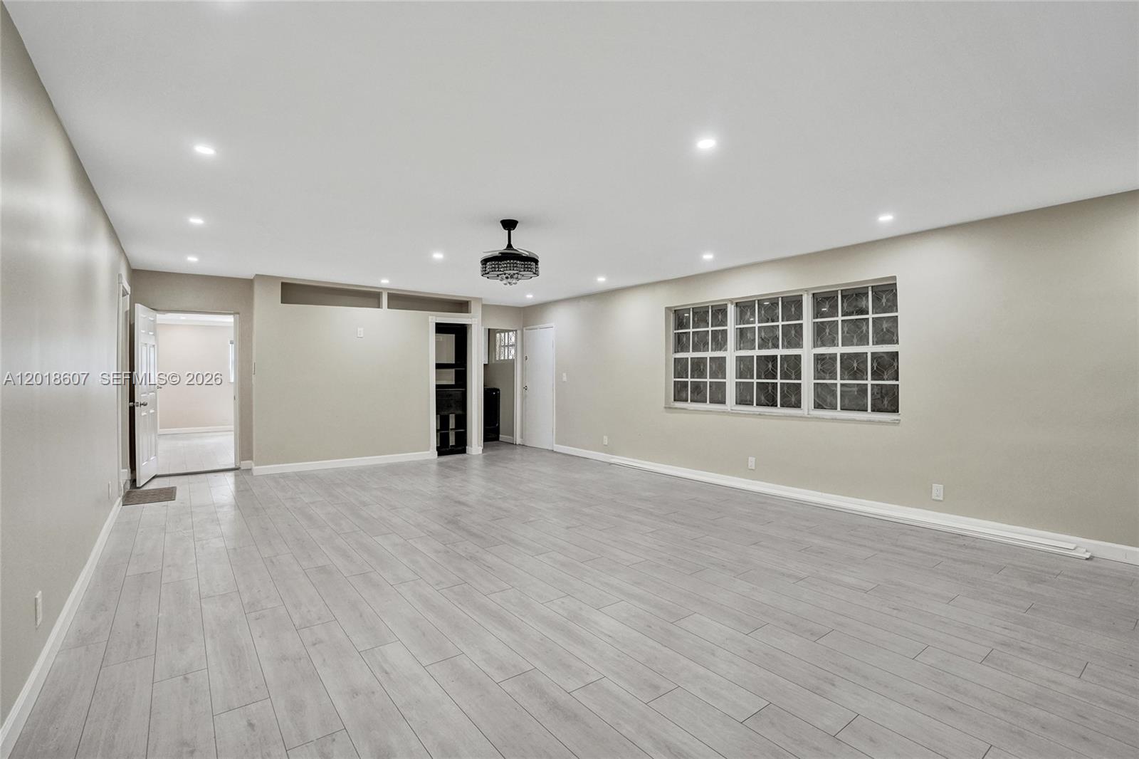 3401 NW 7th St, Lauderhill FL 33311