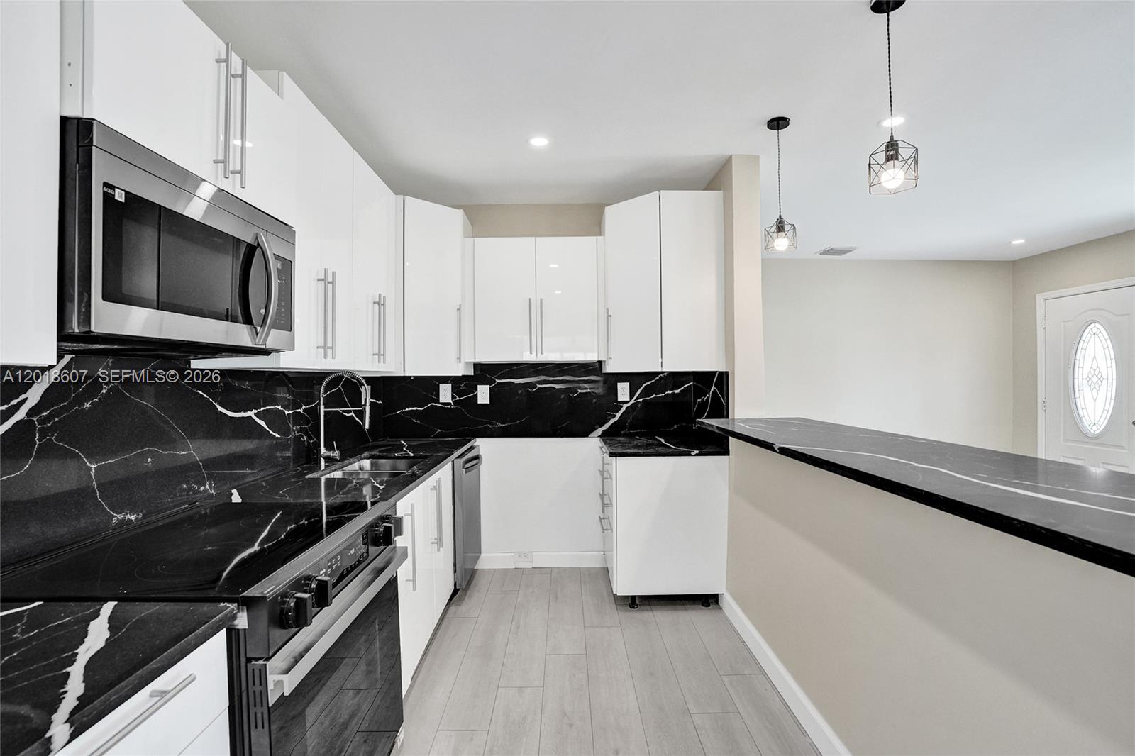 3401 NW 7th St, Lauderhill FL 33311