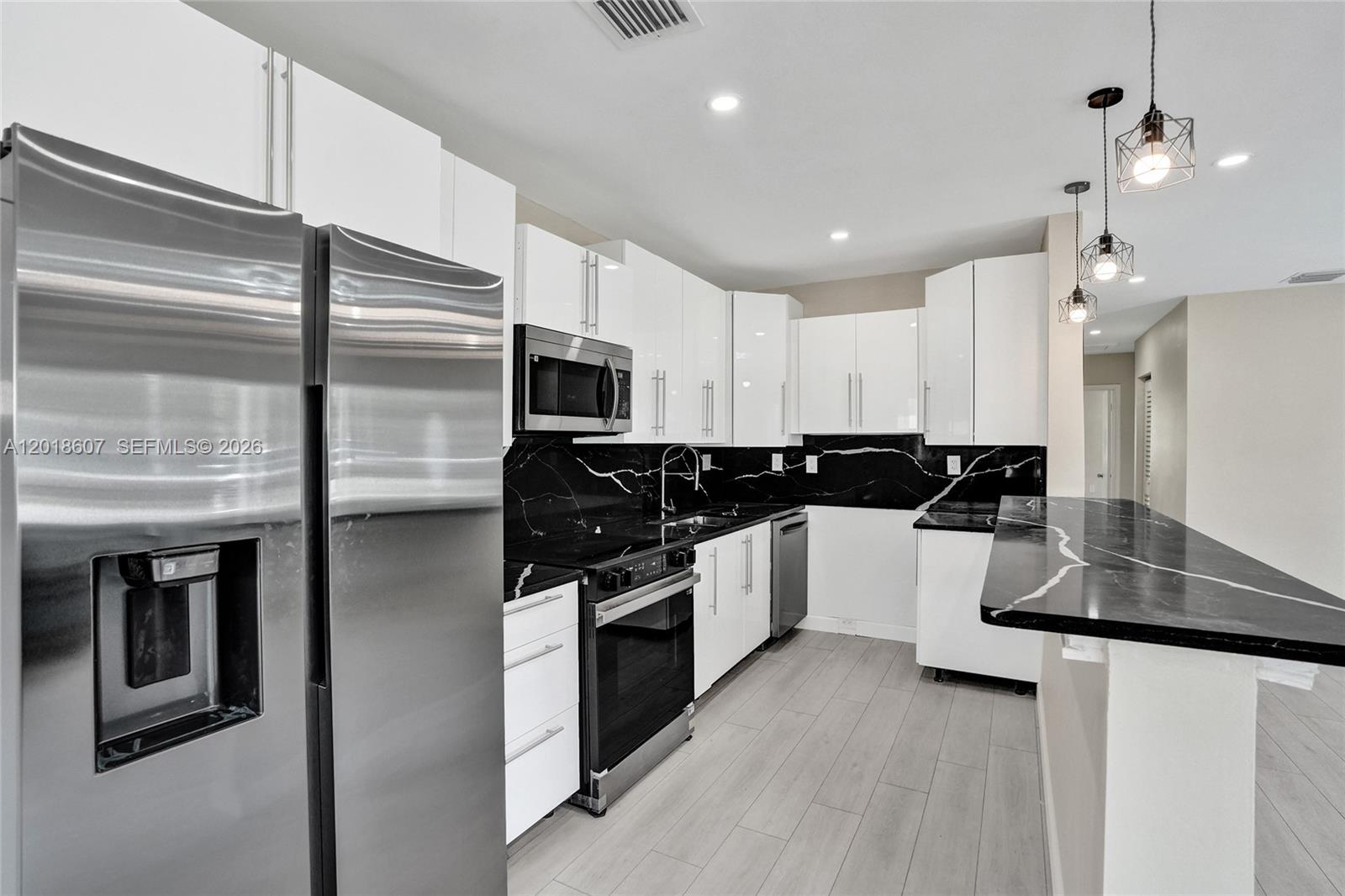 3401 NW 7th St, Lauderhill FL 33311
