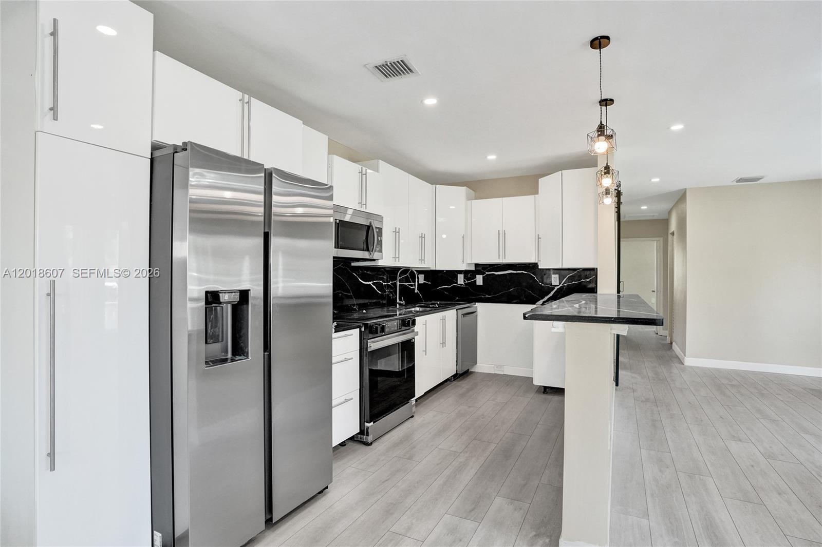 3401 NW 7th St, Lauderhill FL 33311