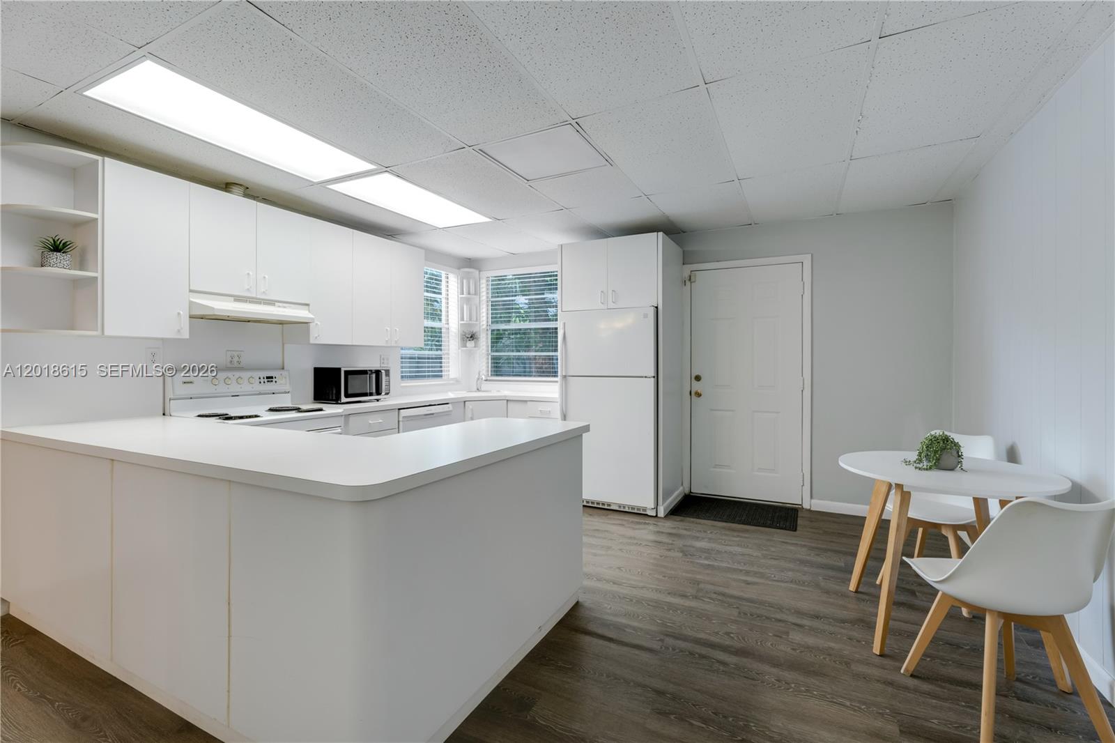 6531 SW 57th Pl, South Miami FL 33143