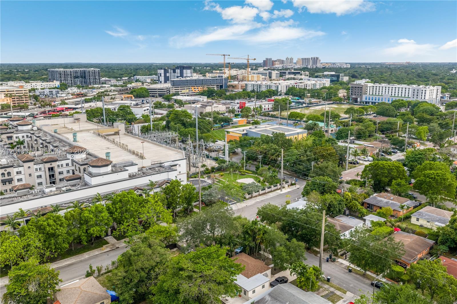 6531 SW 57th Pl, South Miami FL 33143