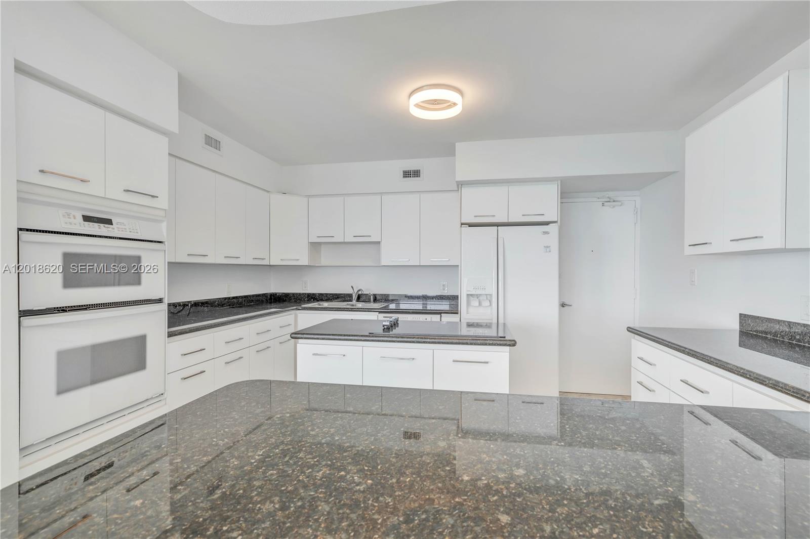 5151 Collins Ave #1627, Miami Beach FL 33140