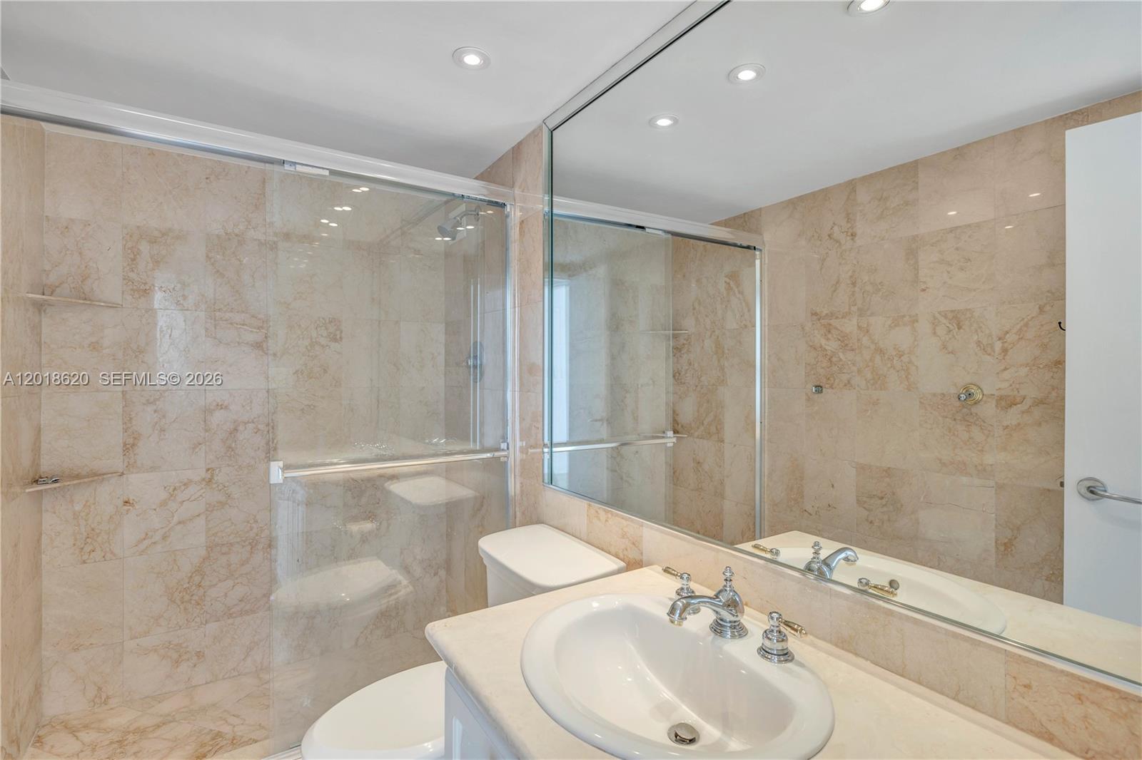5151 Collins Ave #1627, Miami Beach FL 33140