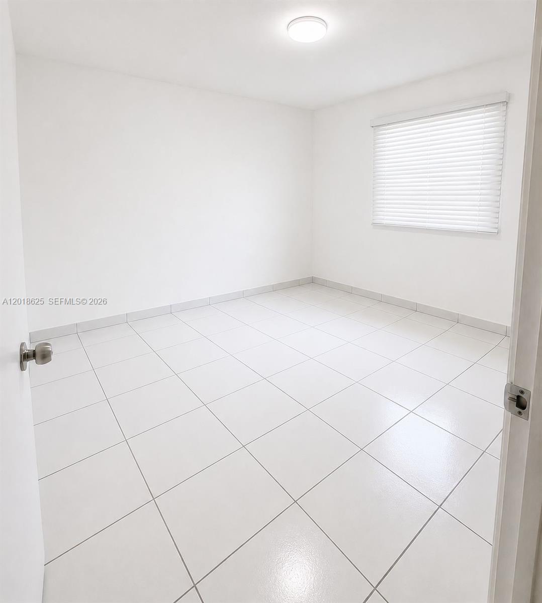 765 W 70th Pl #765, Hialeah FL 33014
