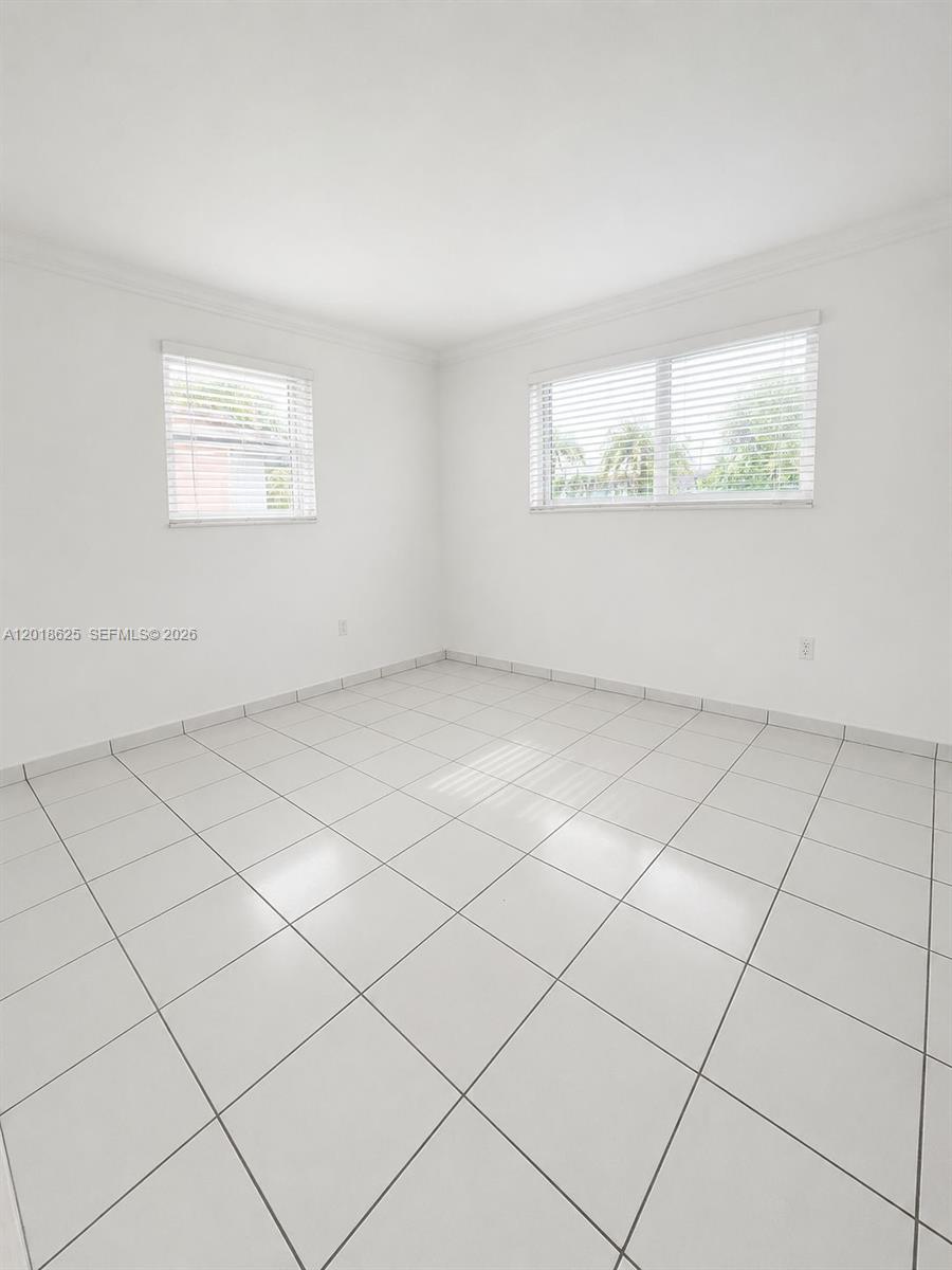 765 W 70th Pl #765, Hialeah FL 33014