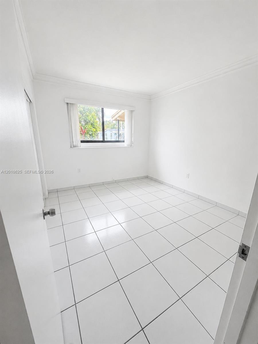 765 W 70th Pl #765, Hialeah FL 33014