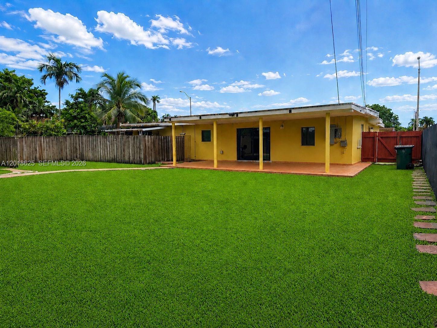 765 W 70th Pl #765, Hialeah FL 33014