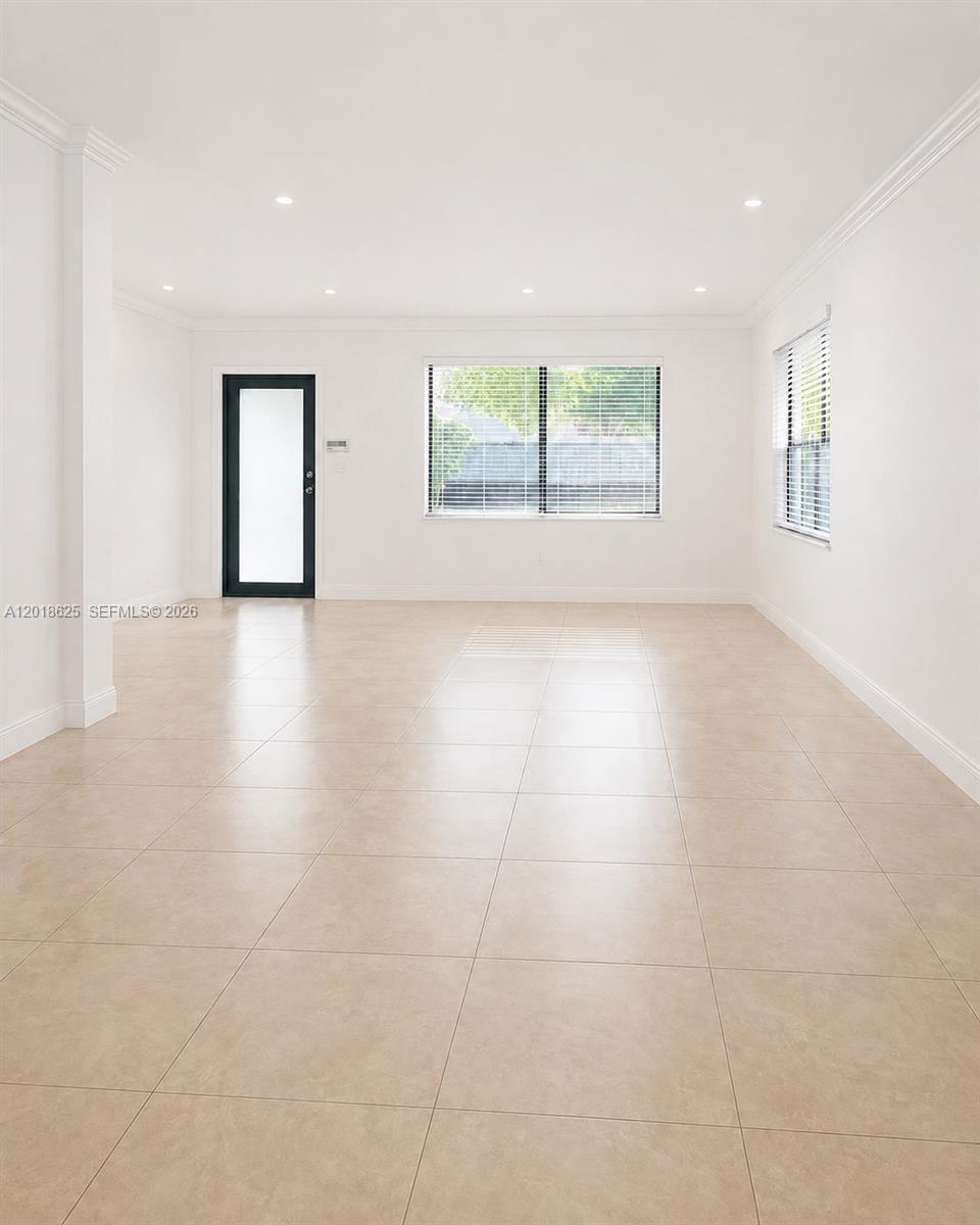 765 W 70th Pl #765, Hialeah FL 33014