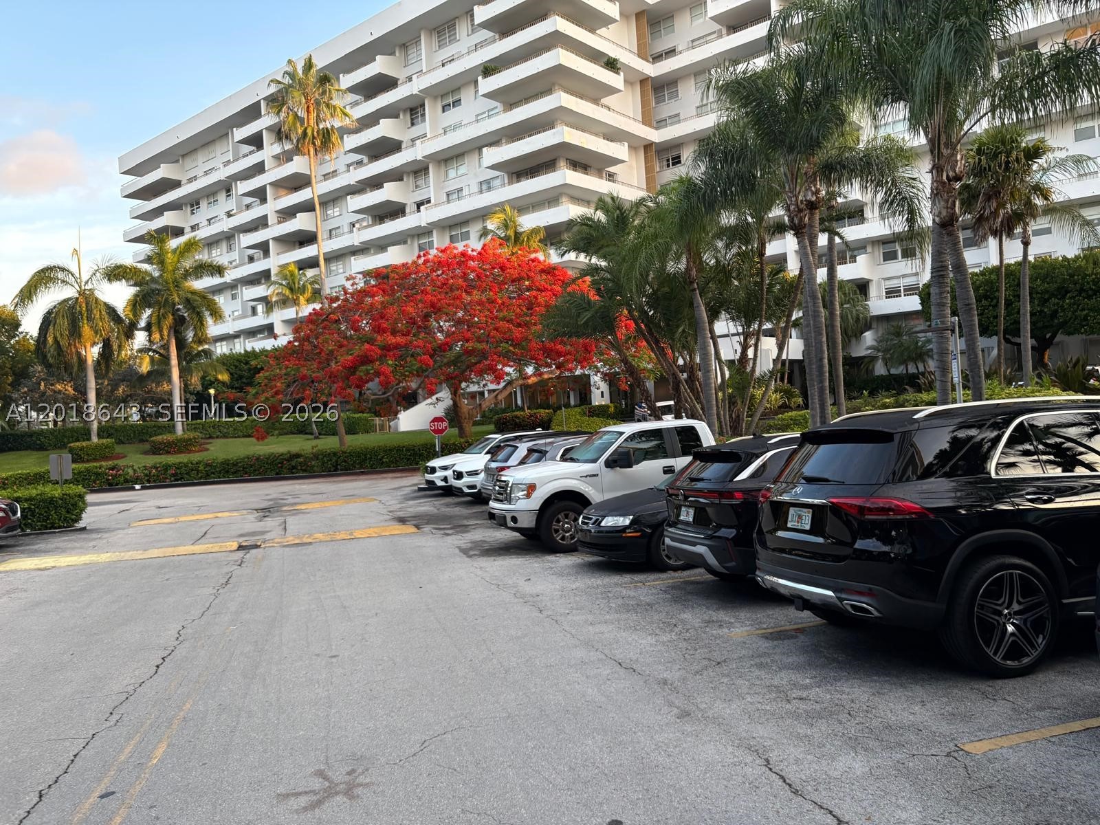 199 Ocean Lane Dr #113, Key Biscayne FL 33149