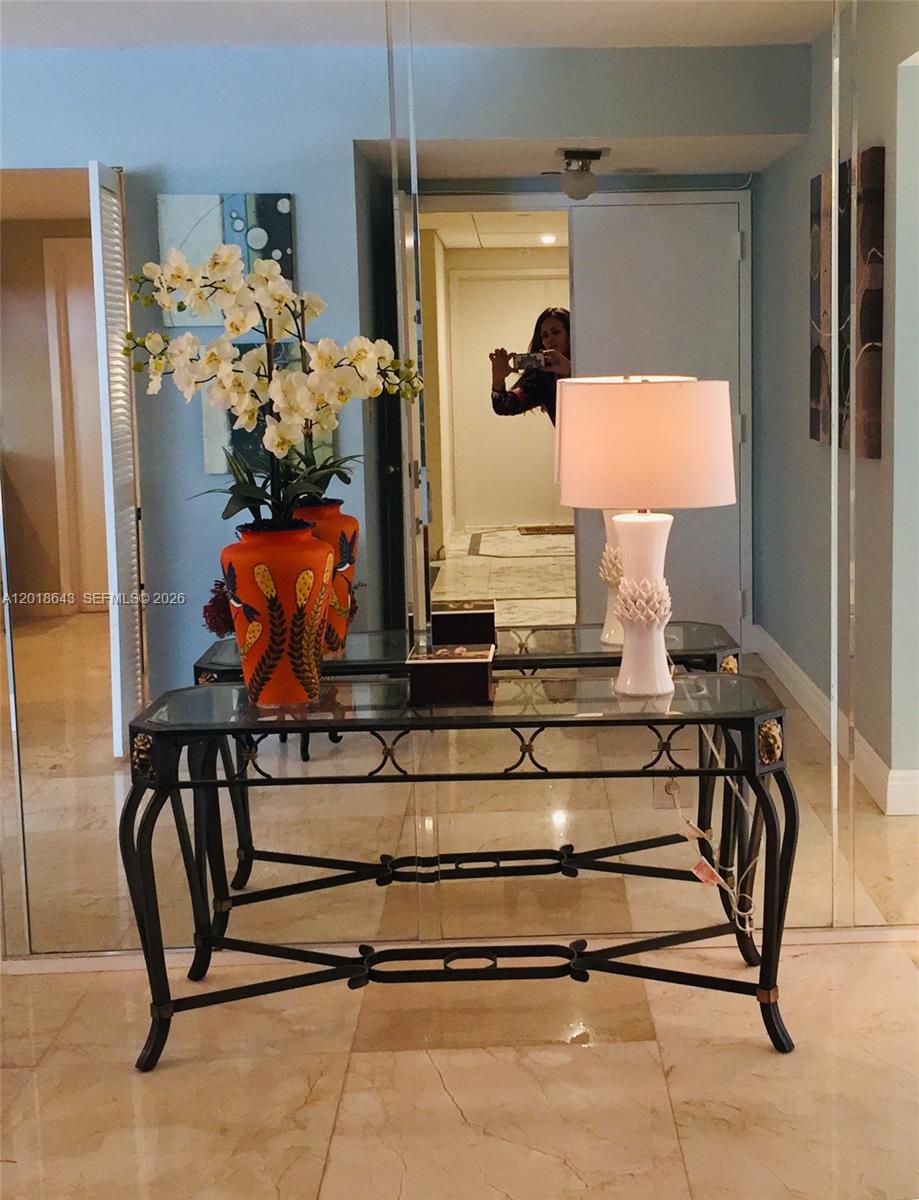 199 Ocean Lane Dr #113, Key Biscayne FL 33149