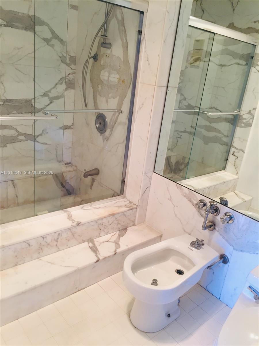 199 Ocean Lane Dr #113, Key Biscayne FL 33149