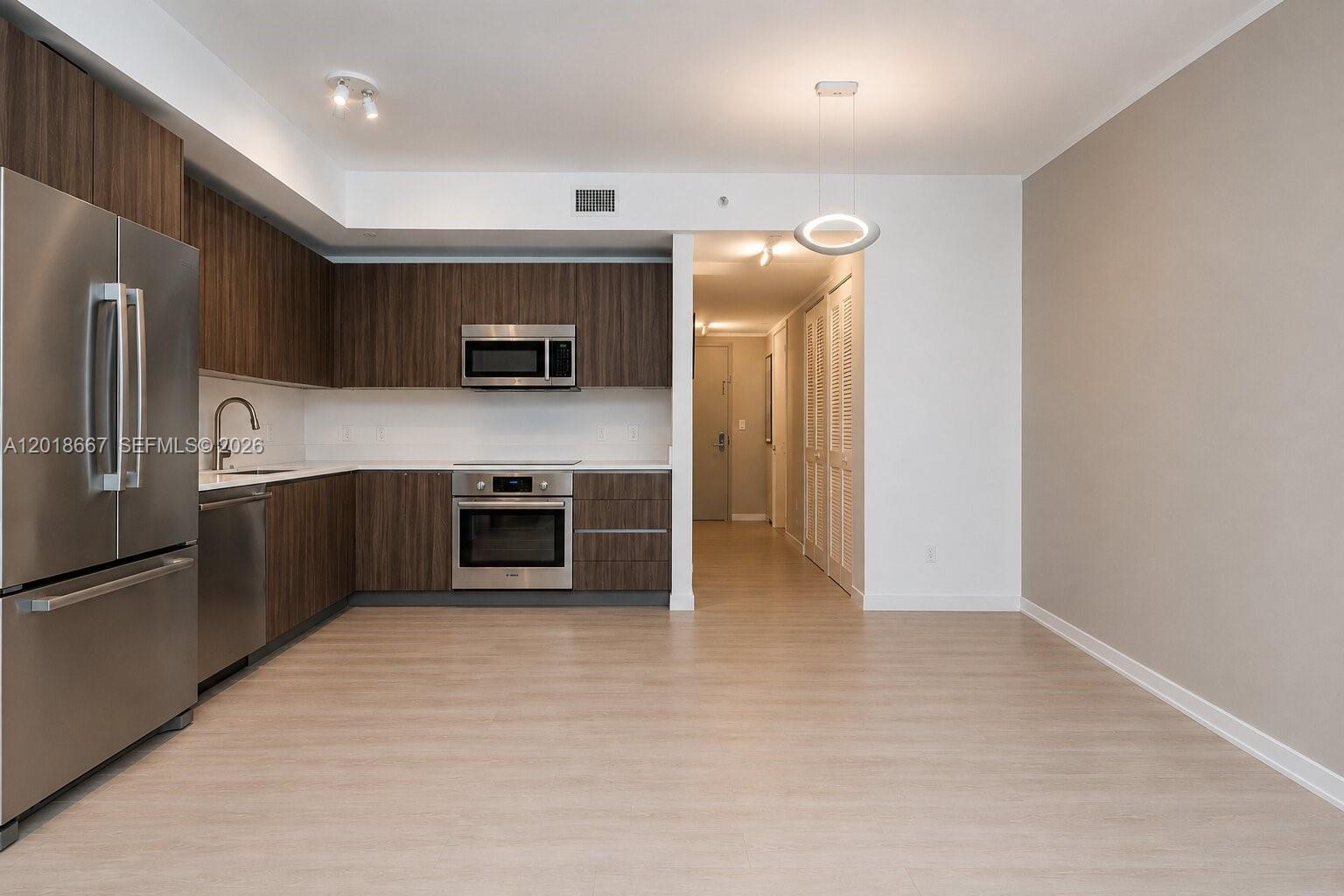 488 NE 18th St #2803, Miami FL 33132