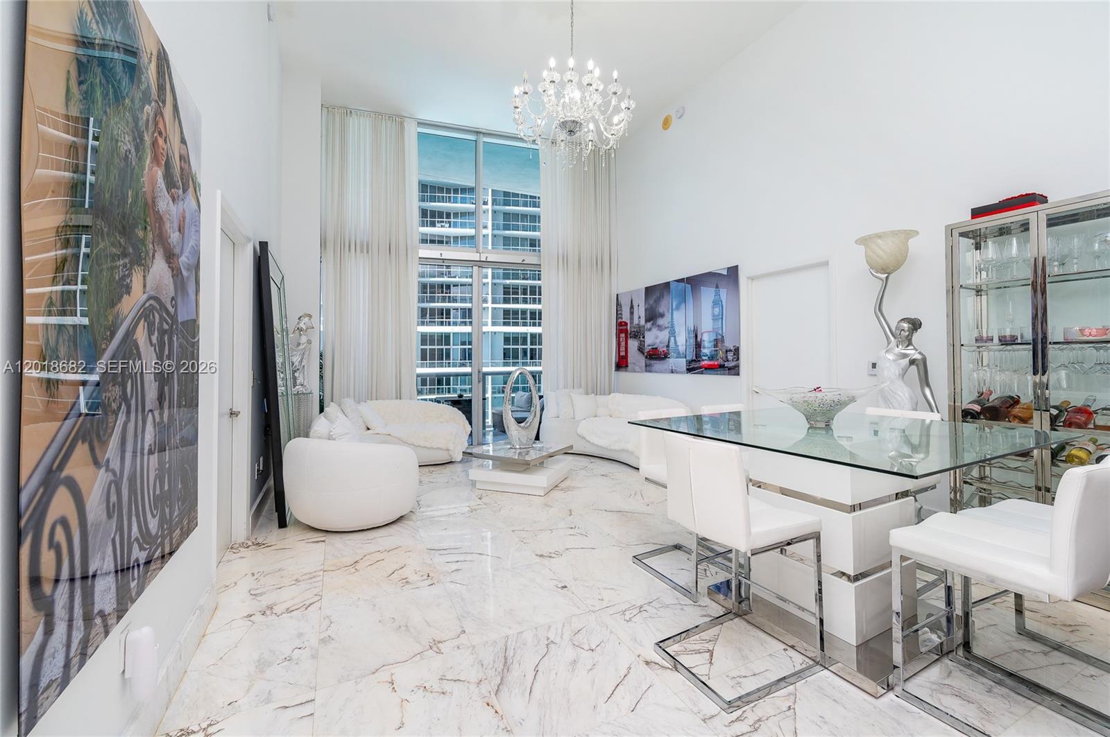 475 Brickell Ave #2209, Miami FL 33131