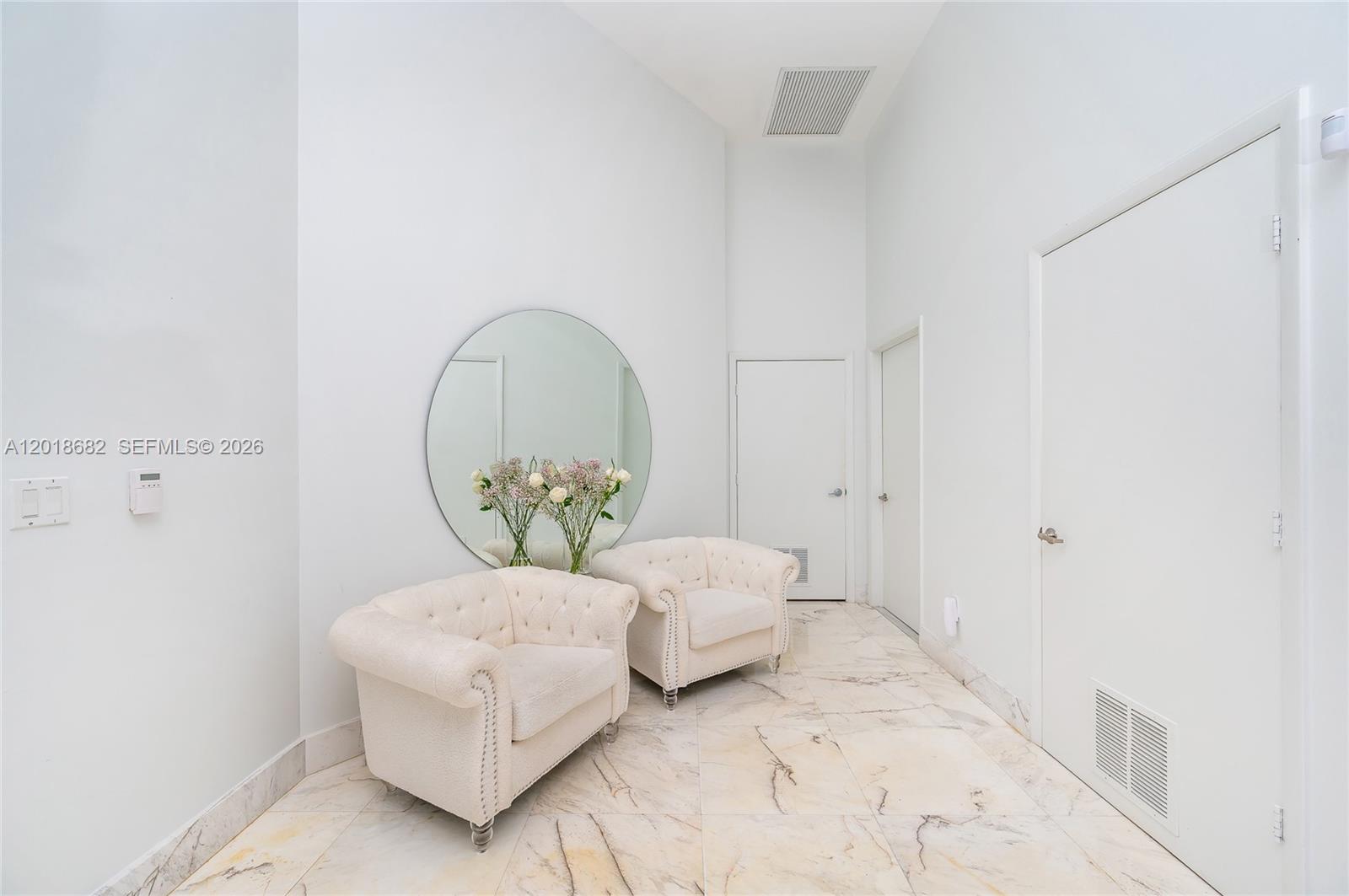 475 Brickell Ave #2209, Miami FL 33131
