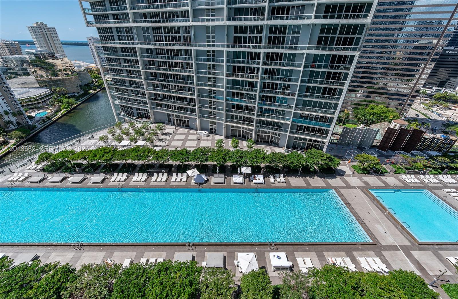 475 Brickell Ave #2209, Miami FL 33131
