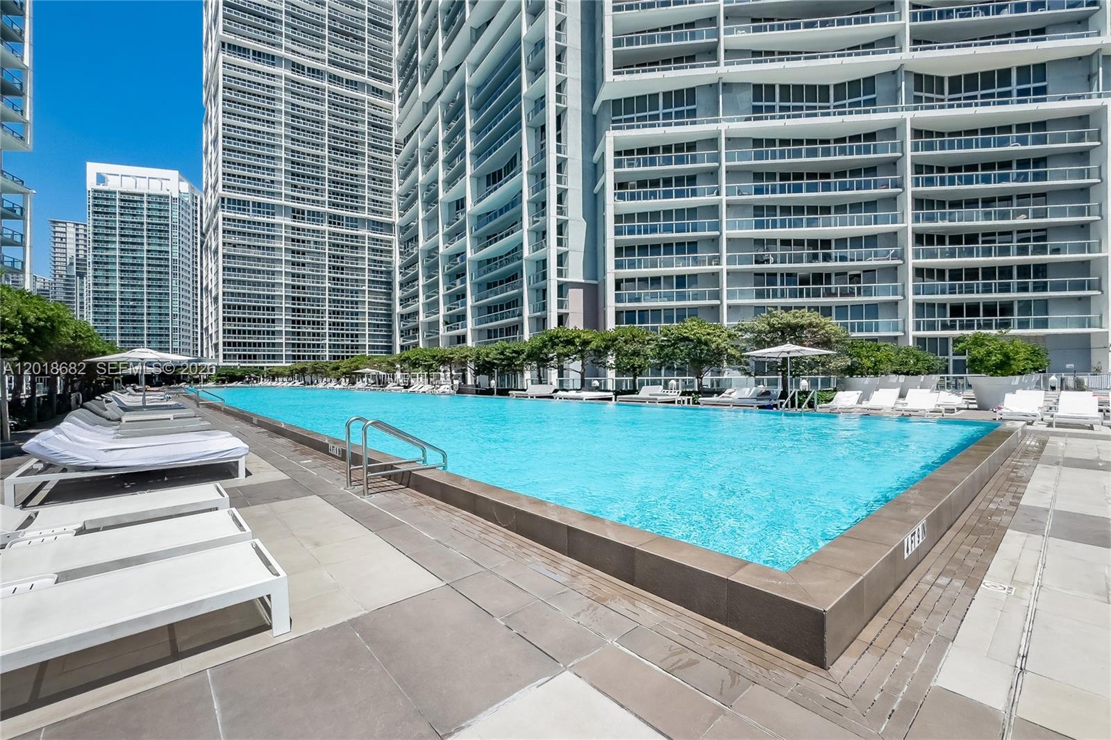 475 Brickell Ave #2209, Miami FL 33131
