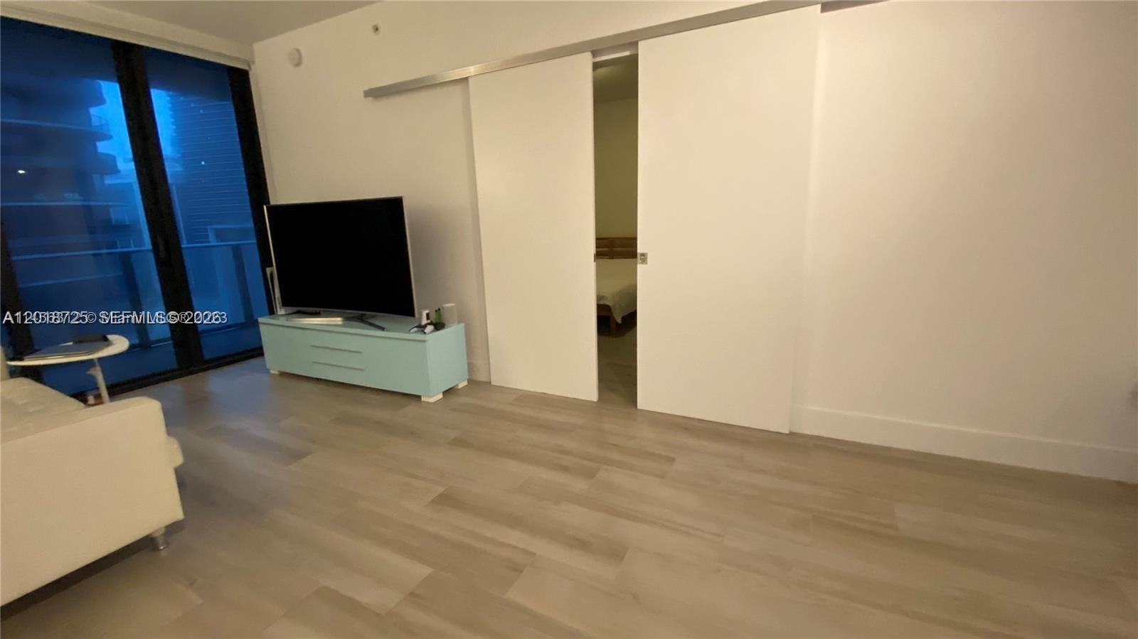 1010 Brickell Ave #2208, Miami FL 33131