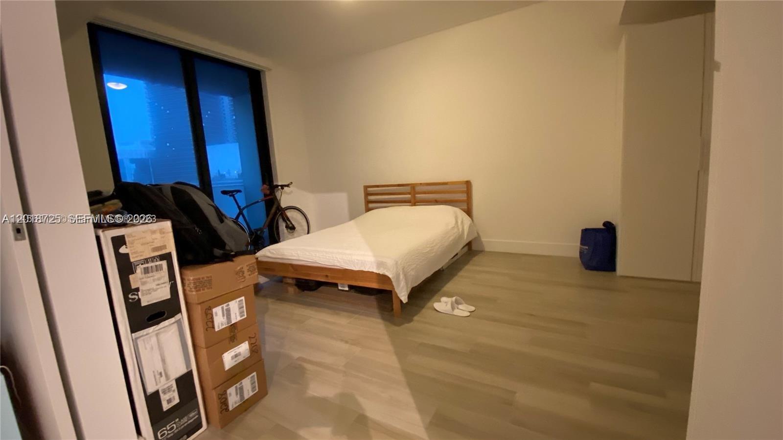 1010 Brickell Ave #2208, Miami FL 33131