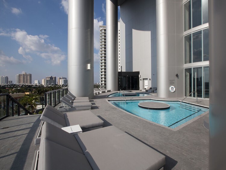 18555 Collins Ave #3705, Sunny Isles Beach FL 33160
