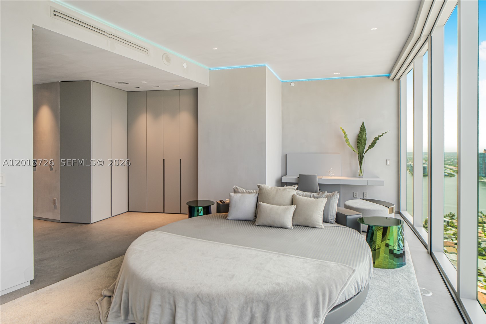 18555 Collins Ave #3705, Sunny Isles Beach FL 33160