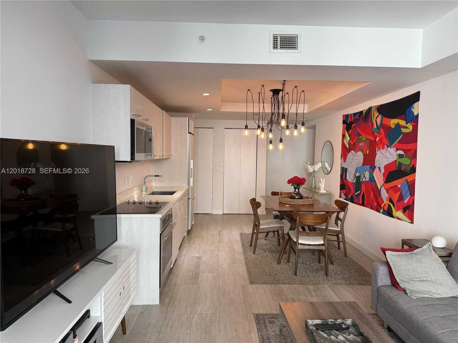 55 SW 9th St #2509, Miami FL 33130