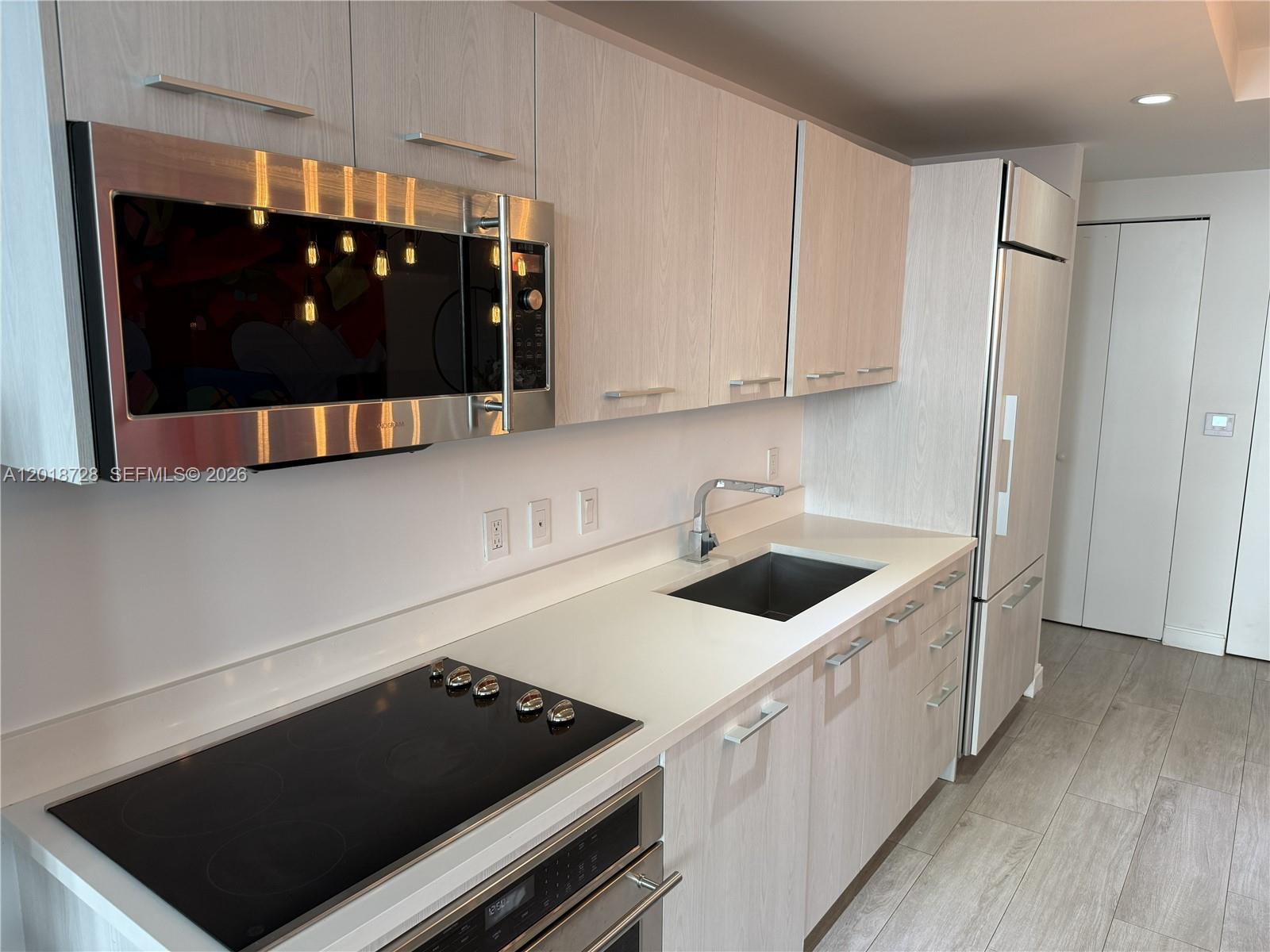 55 SW 9th St #2509, Miami FL 33130