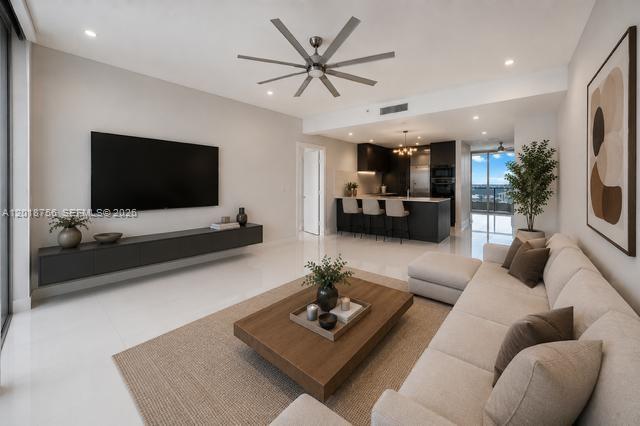 900 Biscayne Blvd #5602, Miami FL 33132