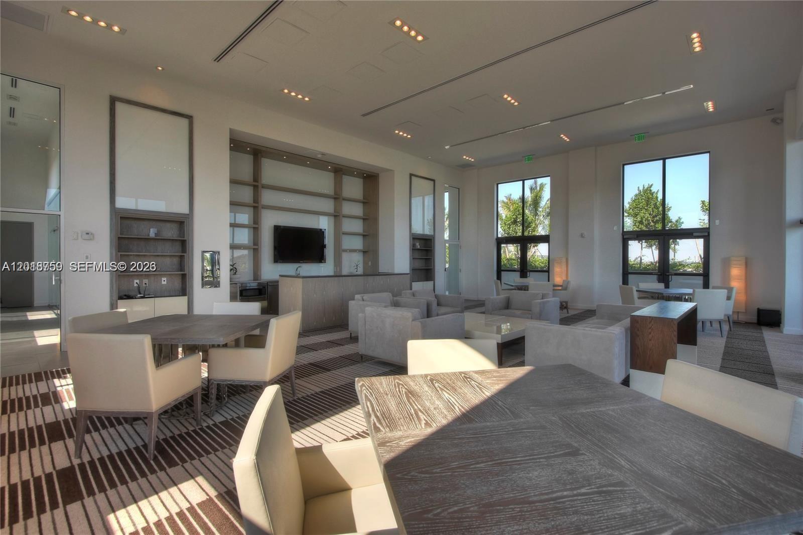 1000 Venetian Way #502, Miami FL 33139