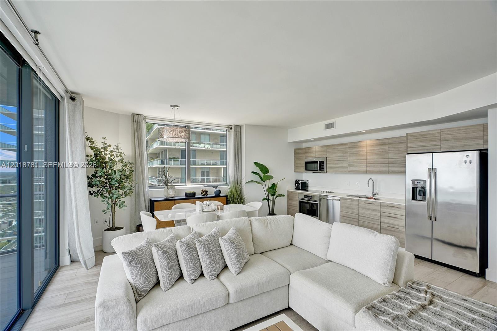 121 NE 34th St #2809, Miami FL 33137