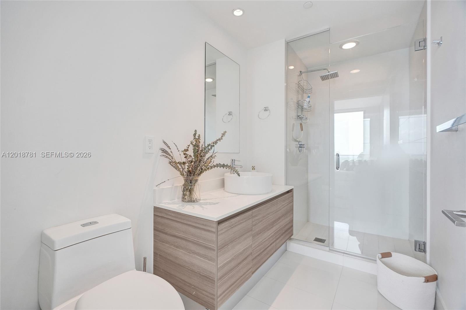 121 NE 34th St #2809, Miami FL 33137