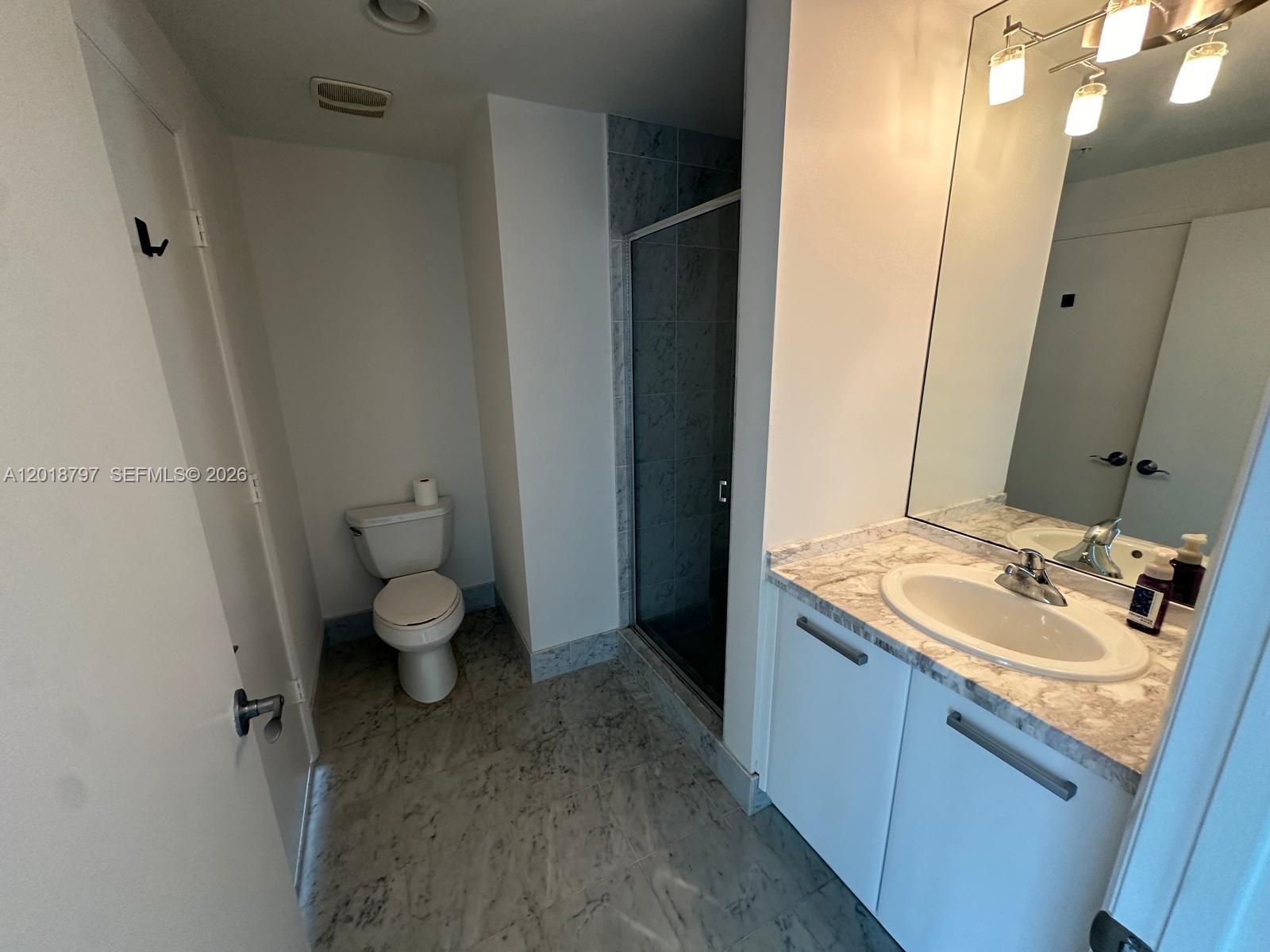 244 Biscayne Blvd #1910, Miami FL 33132