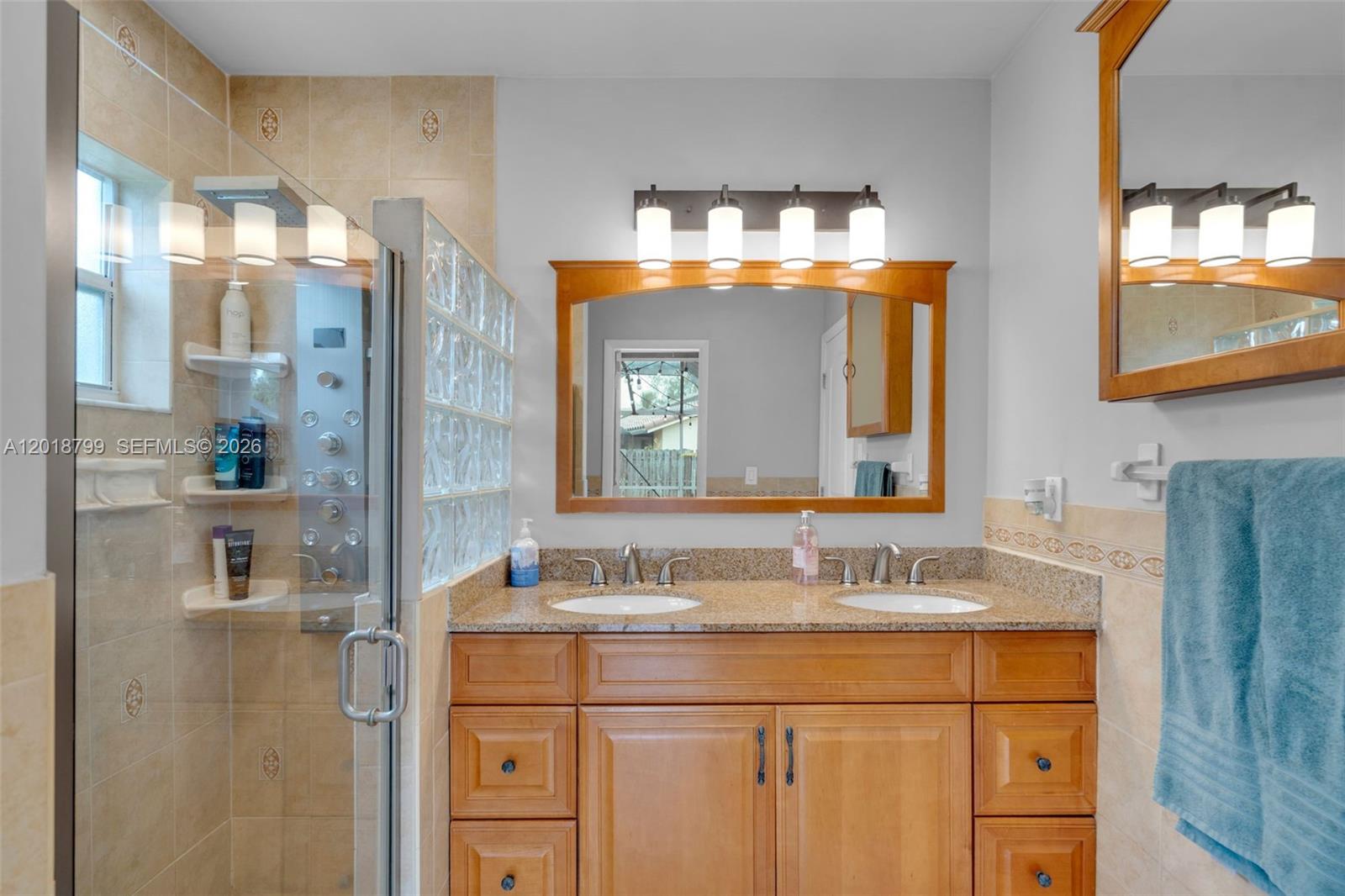 7817 Sunflower Dr, Margate FL 33063